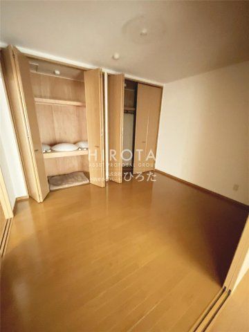 木屋瀬郵便局 (483m)