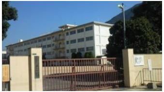 柳西中学校(550m)