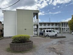 レオパレスグリーン ヴィラの外観画像