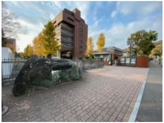 近くに施設あり