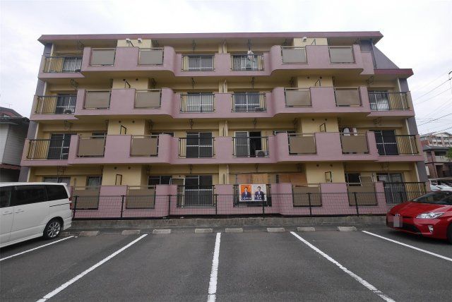 F.BLDの外観画像