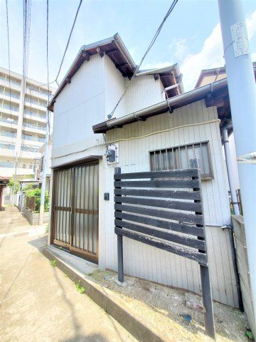 ★ちょっと変わった1DK+S★田浦2貸家の外観画像