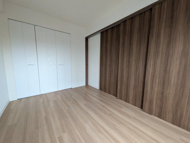 ベッドルーム