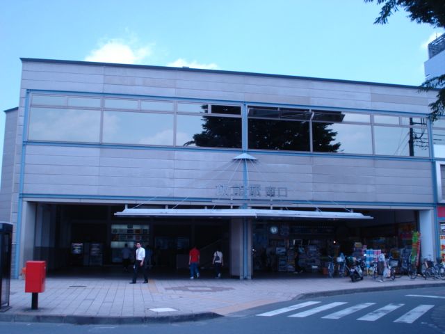 近くに施設あり