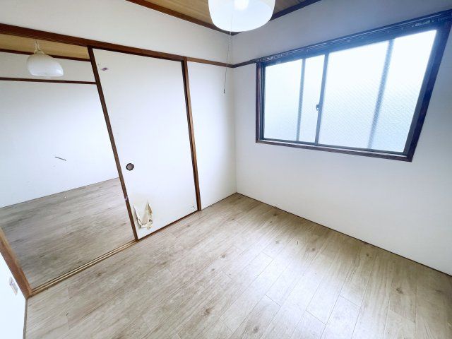 ベッドルーム