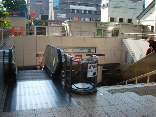 近くに施設あり