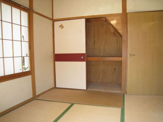 ベッドルーム