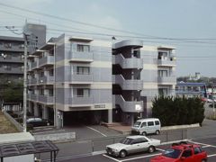 レオパレスエレガンスつくばの外観画像