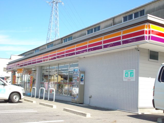 近くに施設あり