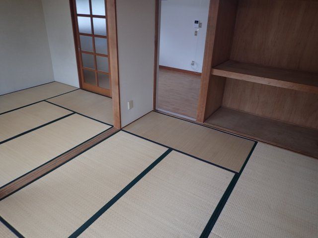 ベッドルーム