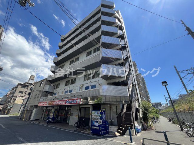 エスコーポ城東の外観画像