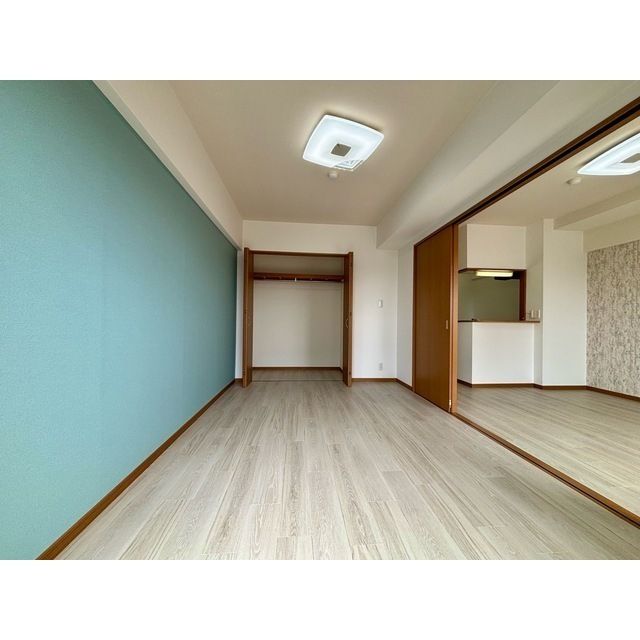 ベッドルーム