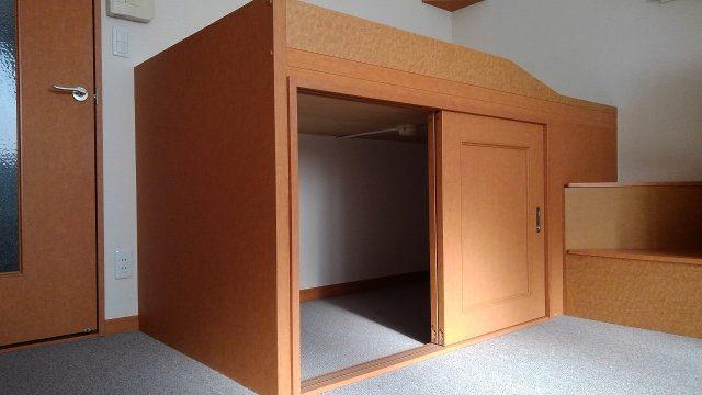 ベッドルーム