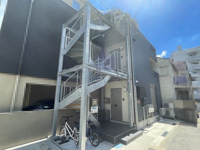 キャメルやましなの外観画像