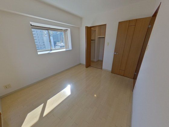 ベッドルーム