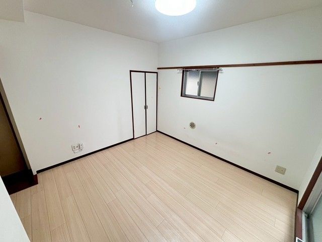ベッドルーム