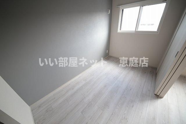 ベッドルーム
