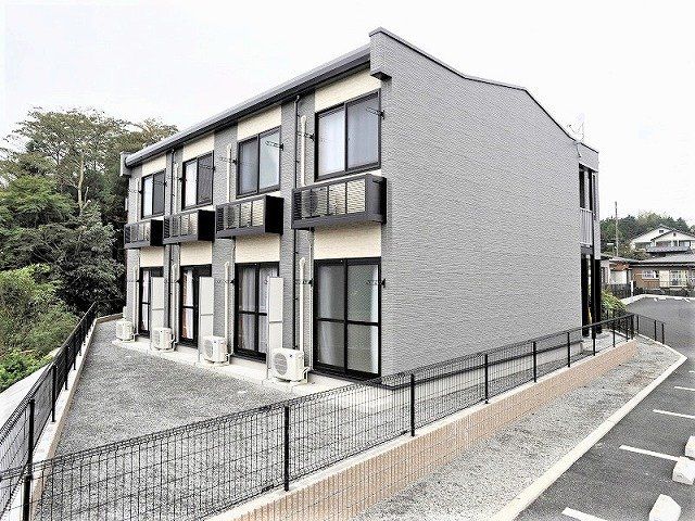 レオパレスぐみ沢の外観画像