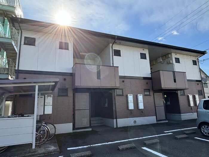 ロイヤルファミールⅡ Aの外観画像