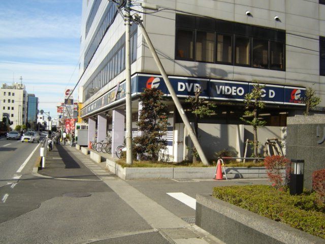 近くに施設あり