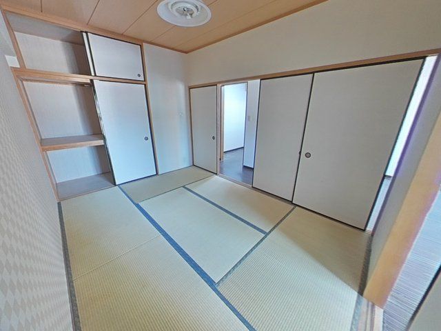 ベッドルーム