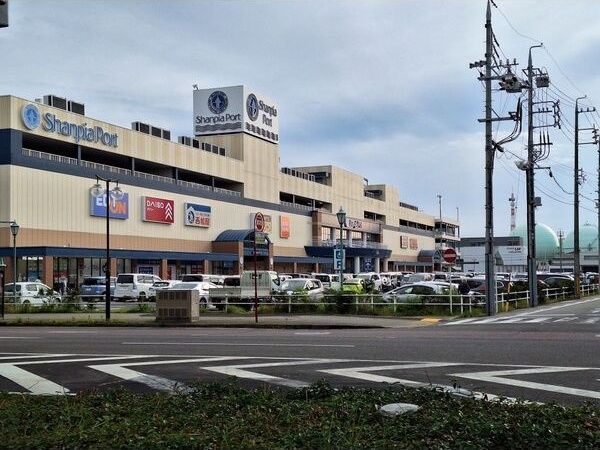 近くに施設あり