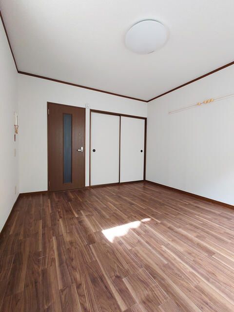 ベッドルーム
