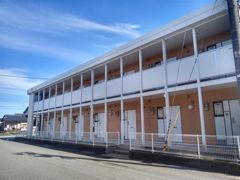 レオパレスうさかの外観画像