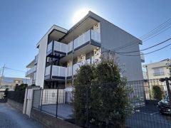 レオパレスリリーの外観画像