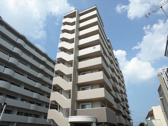 カマラード吉塚の外観画像