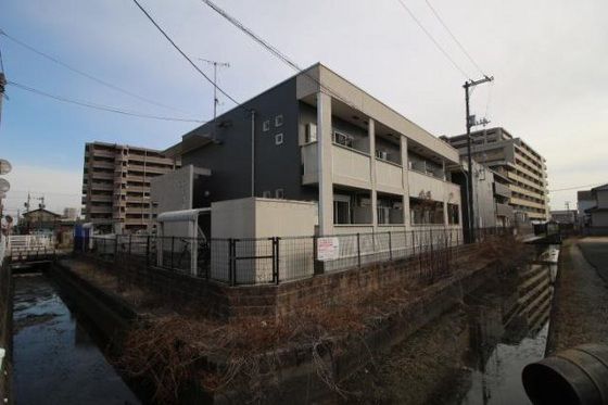 コンフォートスクエアB棟の外観画像