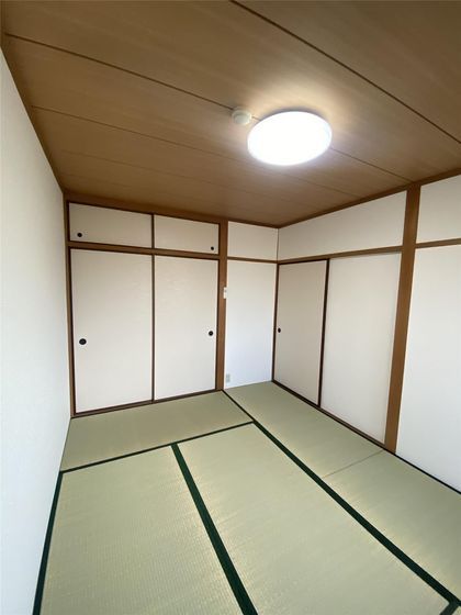 ベッドルーム