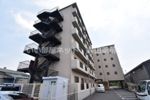 リヴァク栗東の外観