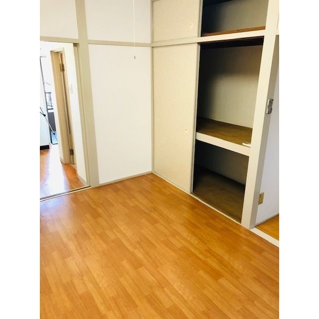 ベッドルーム
