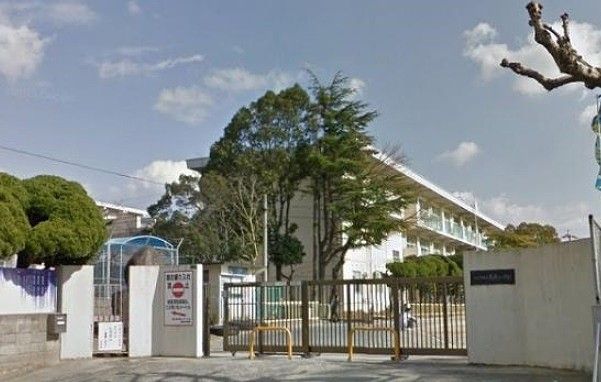 葛原小学校(1200m)