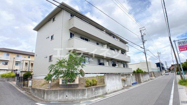 レザン長根Bの外観画像