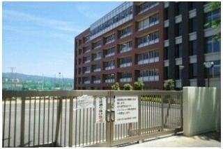 その他「日本大学三島高等学校まで850m」