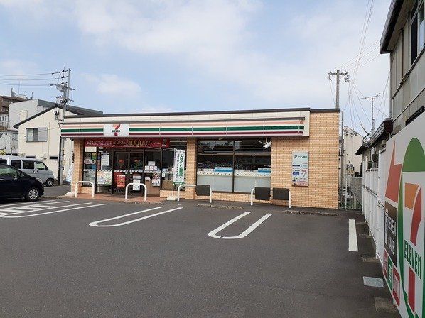 セブンイレブン鹿屋共栄町店まで520m