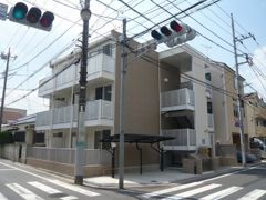 レオパレスひかりの外観画像