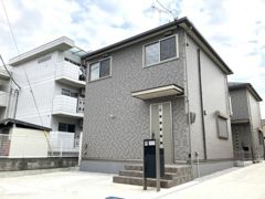 ライジングスクエアの外観画像
