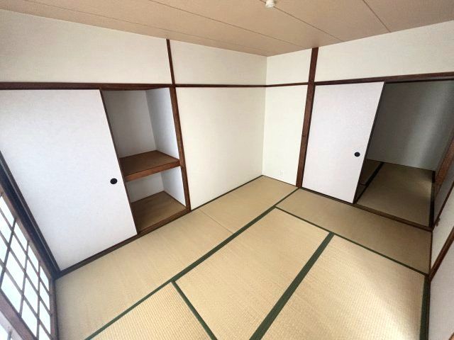 ベッドルーム