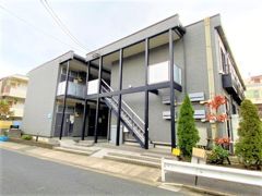 レオパレスエメラルドグリーンの外観画像