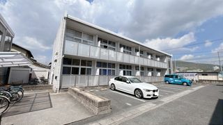 レオパレスグランドゥールⅡの外観画像