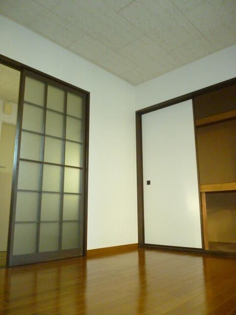 ベッドルーム
