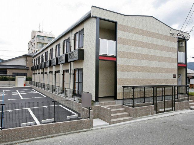 レオパレスウィング尾仲の外観画像