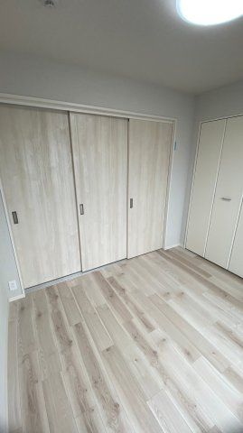 ベッドルーム