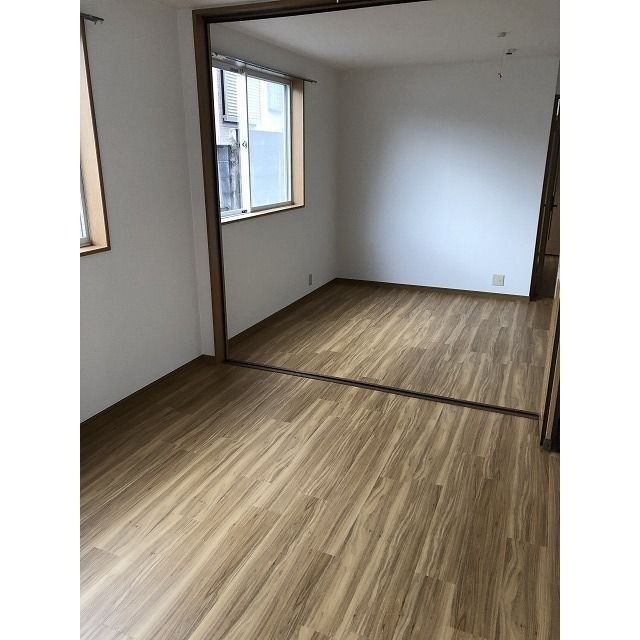 ベッドルーム