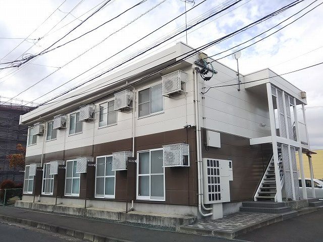 レオパレス西仙北の外観画像