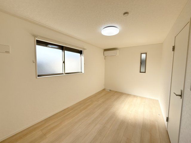 ベッドルーム