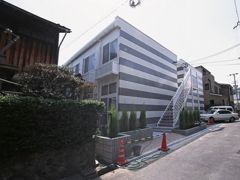 レオパレスレインボーの外観画像